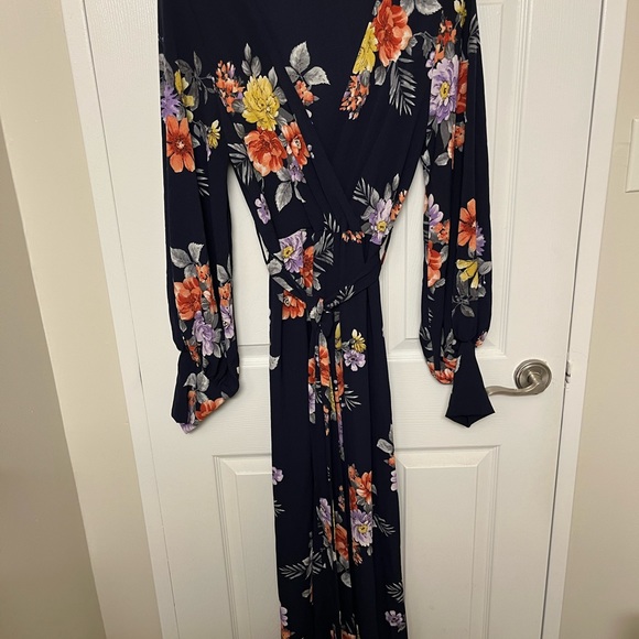 Gorgeous Karen-T designs Jumpsuit, SIZE XL - Picture 12 of 16